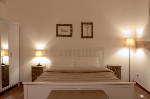 DeShome Guest House image 25